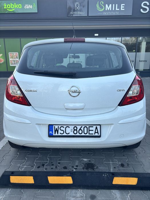 REZERWACJA. Opel Corsa D, niski przebieg, zadbane auto