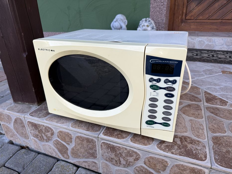 Kuchenka mikrofalowa / ELECTRIC