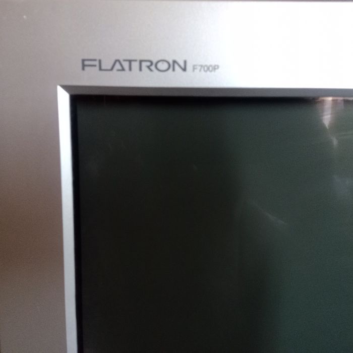 Монитор LG Flatron 17"