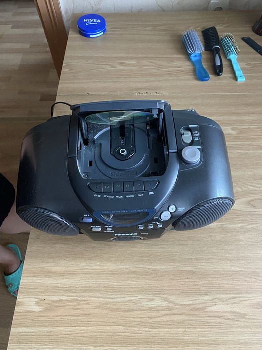 Продам магнітофон panasonic