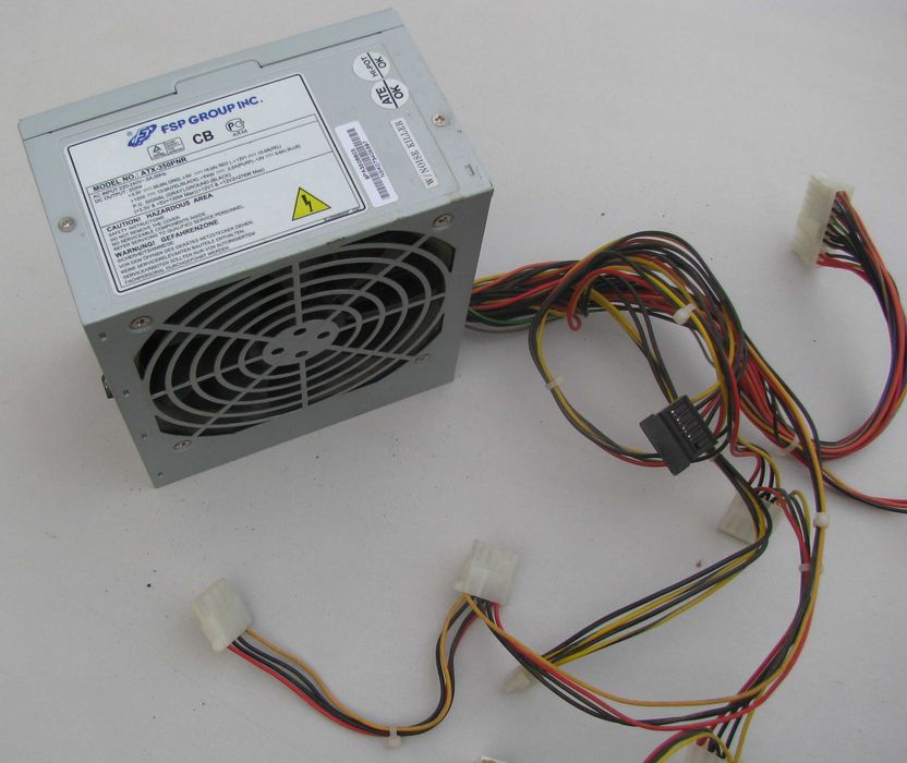 Блок питания для пк fsp аtx-350pnr 350w в рабочем состоянии.