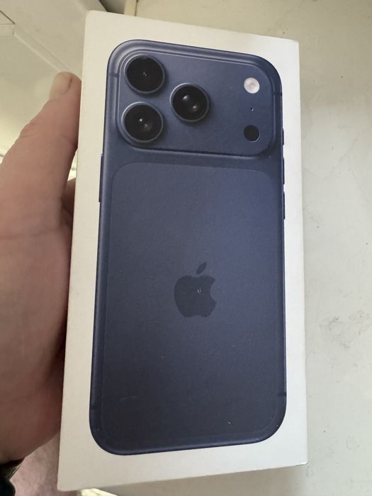 Iphone 17pro новый