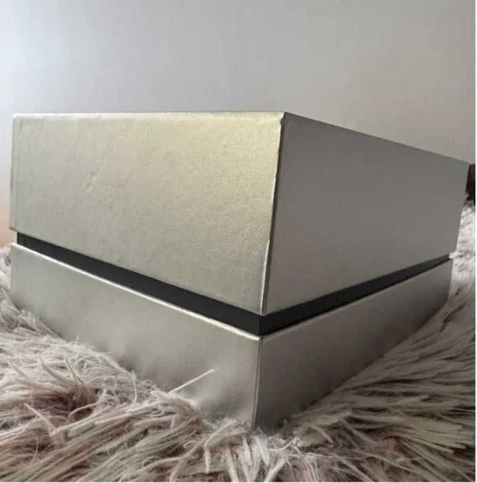 LA PRAIRIE duża kosmetyczka, pudełko