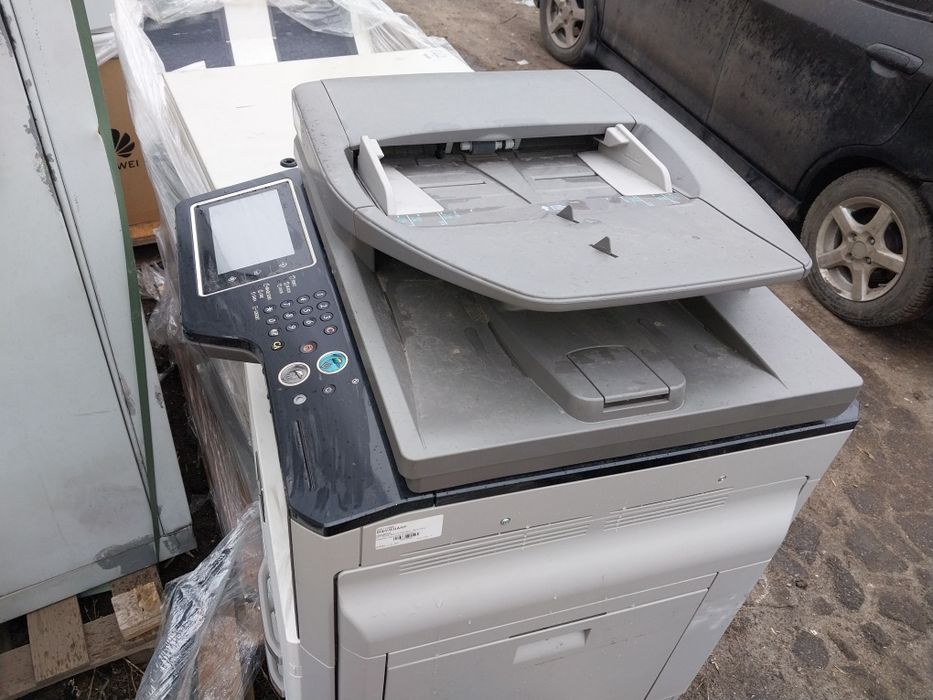 Продам лазерный 4-х цвнтный принтер МФУ SHARPMX3114N