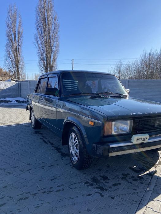 Продам ваз 2105.