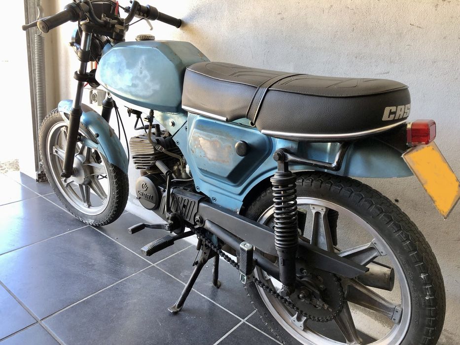 Casal K181 (montagem)