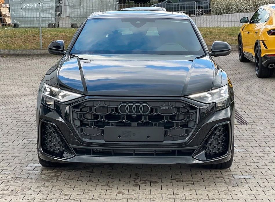 Audi Q8 możliwa zamiana fabrycznie nowy