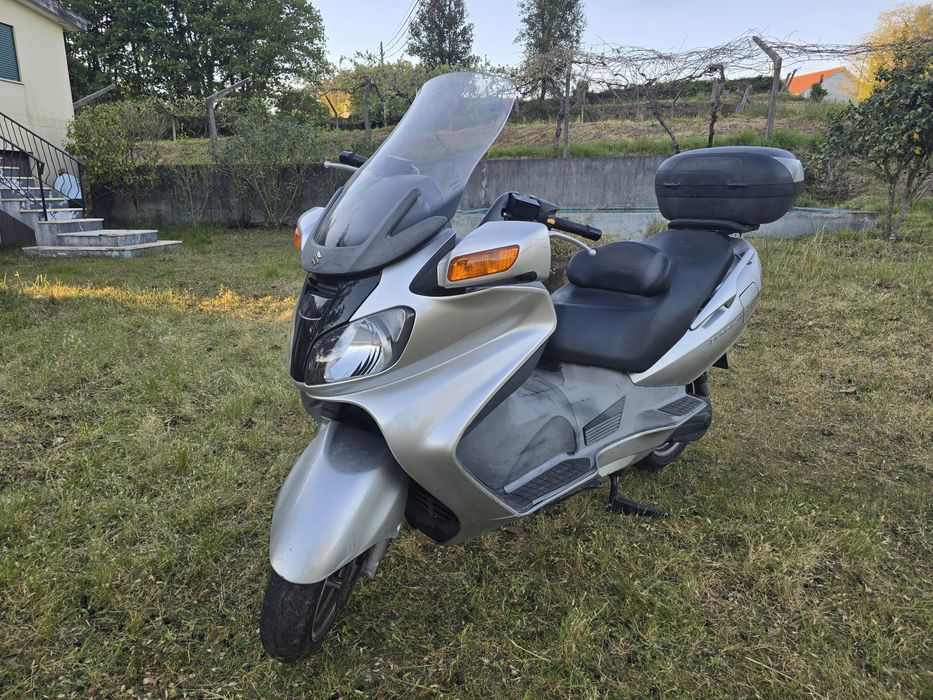 Burgan 650,2002,41.000km,moto rigorosamente impecável 2590€