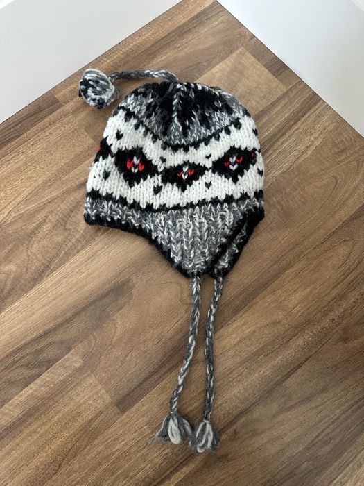 Czapka vintage z welny