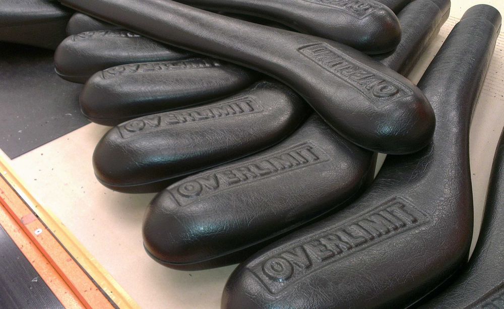 Termofomierka, Formowanie próżniowe, termoformowanie, usługi