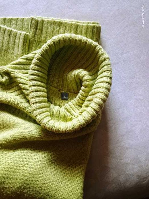 Zielony golf , rozmiar M