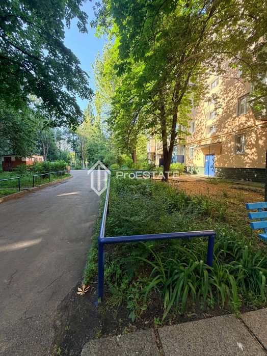 Продаж 2 к квартири Лісовий ,Кубанської України 45б