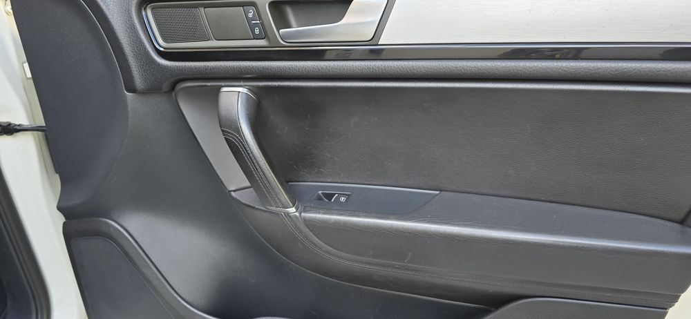 Touareg 2011 dizel 4.2 тоурег дизель