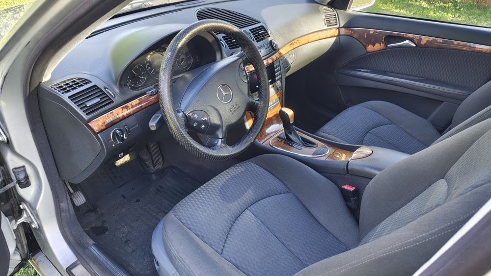Mercedes w211 2.2cdi bardzo oszczędny.