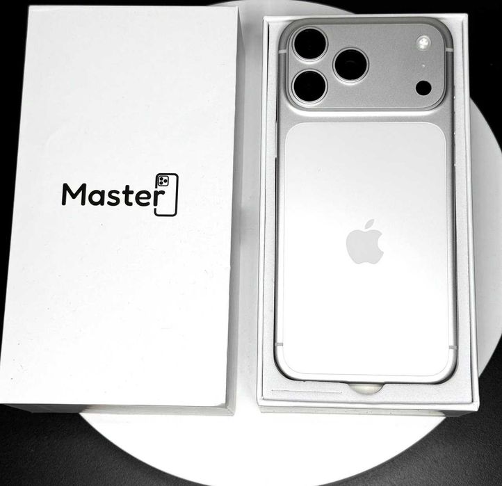 iPhone 17 Pro Max 256GB Silver Bateria 100% 0 cykli Nieużywany
