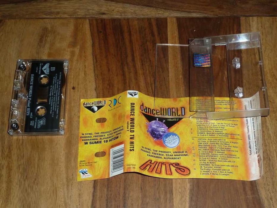 Kaseta magnetofonowa - DANCE WORLD - (Prodigy N Sync) - 1997 r.
