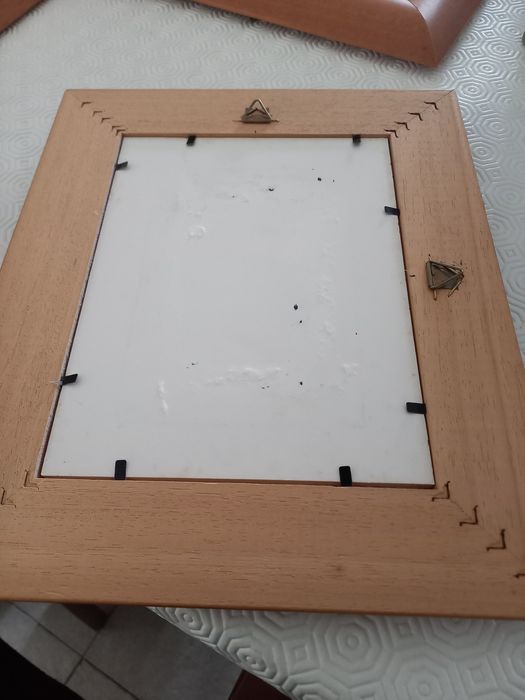 Quatro molduras em pinho mel maciço