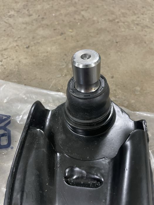 Рычаги  Mazda CX-5 2016 года