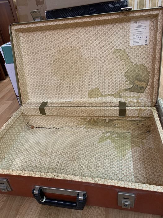 Чемоданы, СССР. 250 грн