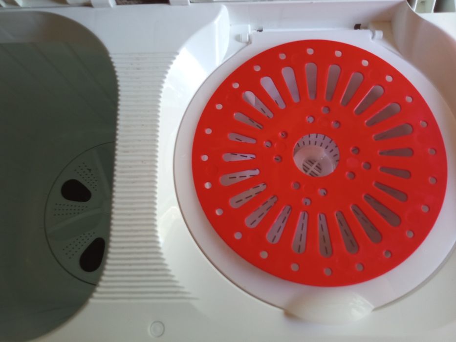 Пральна Машина Artel TG-100 FP red