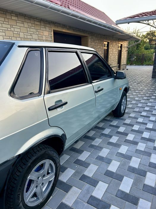 ВАЗ 21099 2001 Авто
