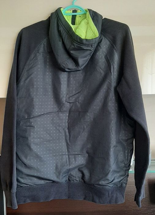 Kurteczka Nike r.M