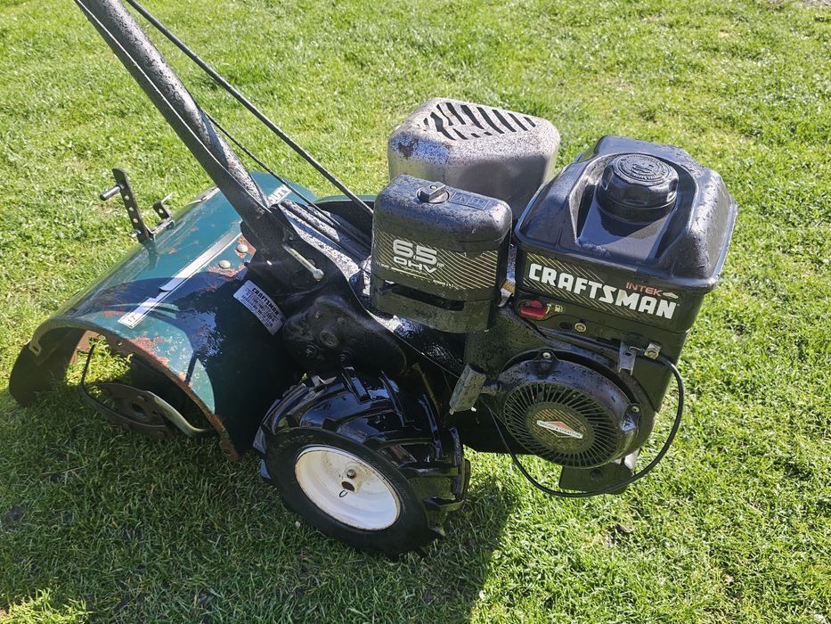 Glebogryzarka  Craftsman z Napedem