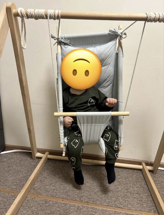 Дитяча навісна гойдалка