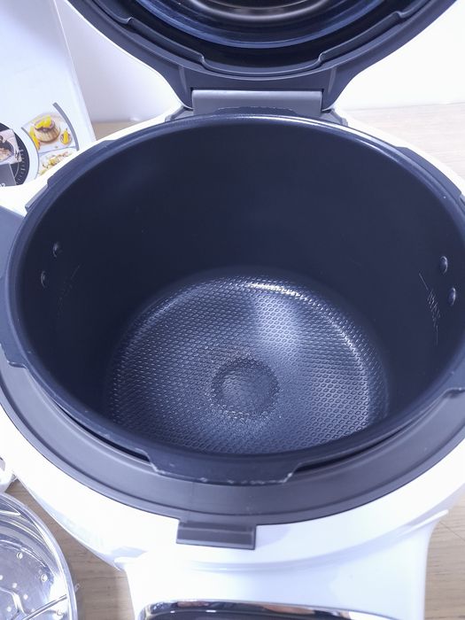 Мультиварка-скороварка Tefal Cook4me