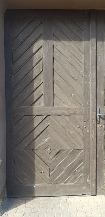 Brama wjazdowa lite drewno.