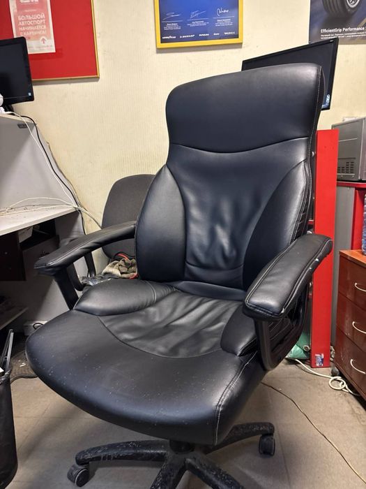 Компьютерное кресло