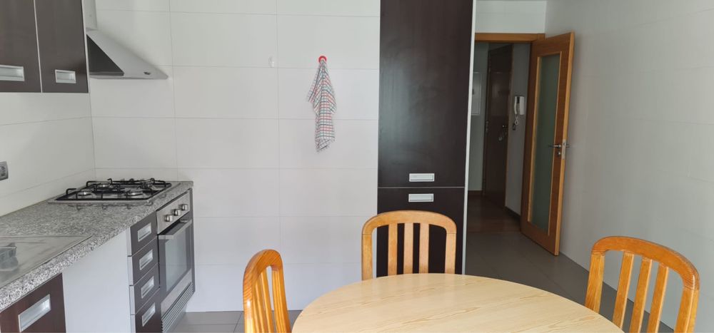 Arrenda-se quarto no centrode Viseu