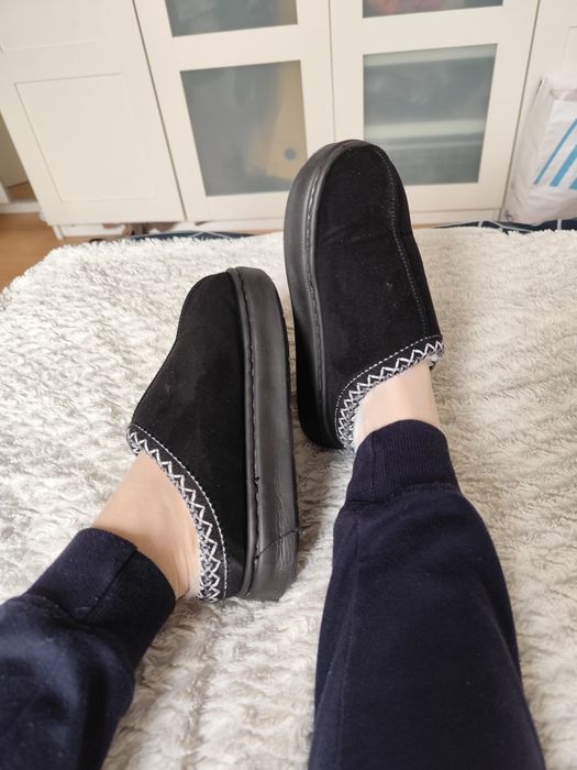 Buty damskie używane kapcie futerko