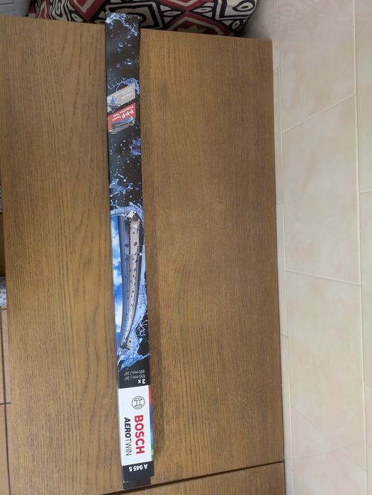 Escovas limpa parabrisas frontal Bosch aerotwin A945S