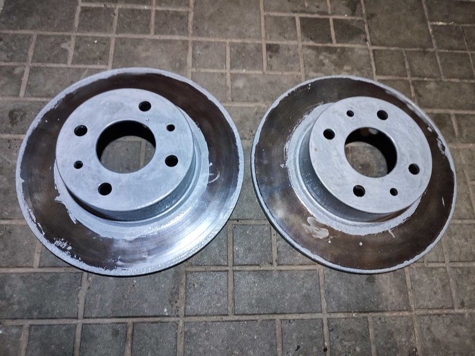 Гальмівний диск Starline та інші