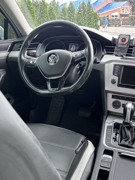 Volkswagen passat b8 2.0 TDI DSG