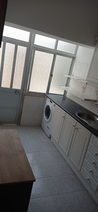 Alugo apartamento t2