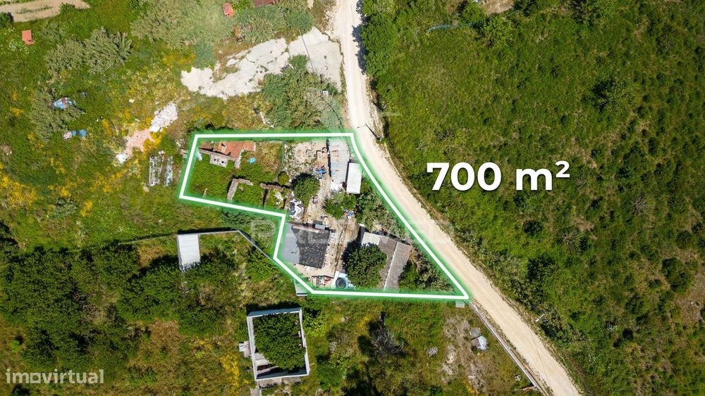Urban Plot with Ruin for Residential Construction in Alenquer