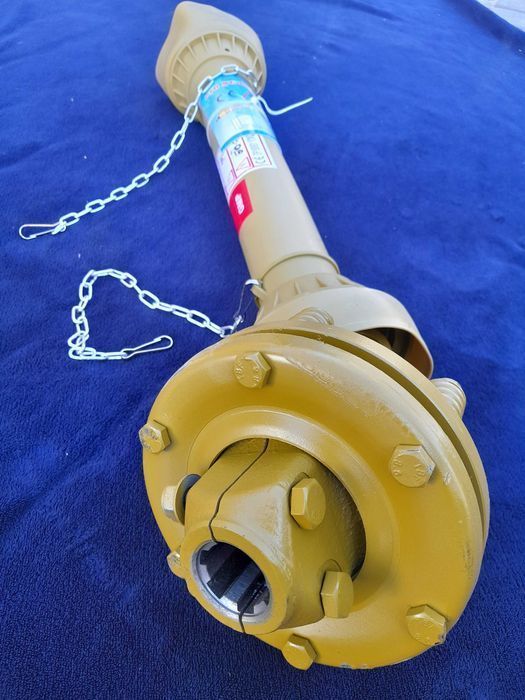 Wałek z sprzęgłem ciernym-900Nm- długość całkowita 90cm- złożony- WOM