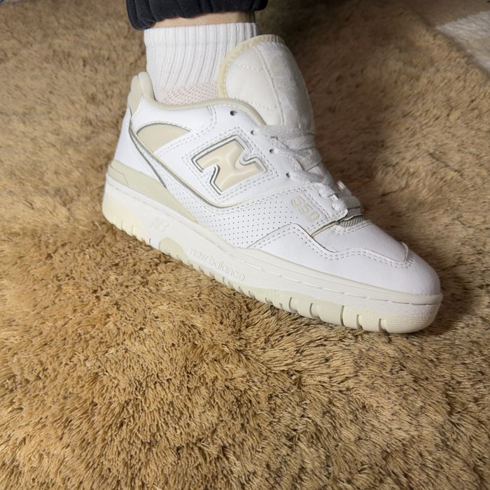 Зручні шкіряні жіночі кросівки оригінал New Balance 550 White/Beige (38 розмір / стопа 24.5 см)