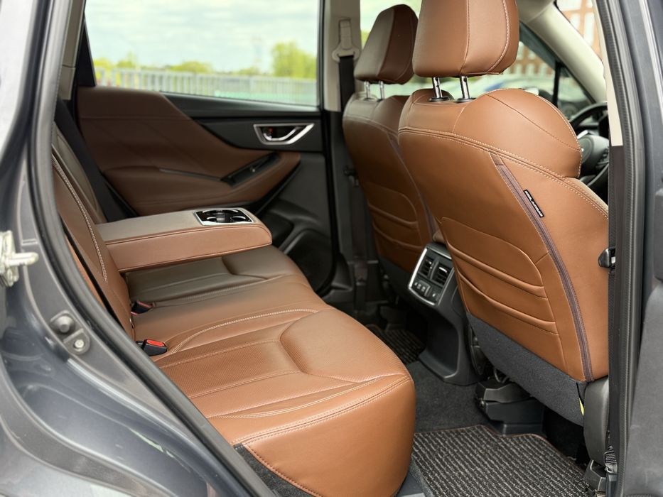 Продам Subaru Forester Touring