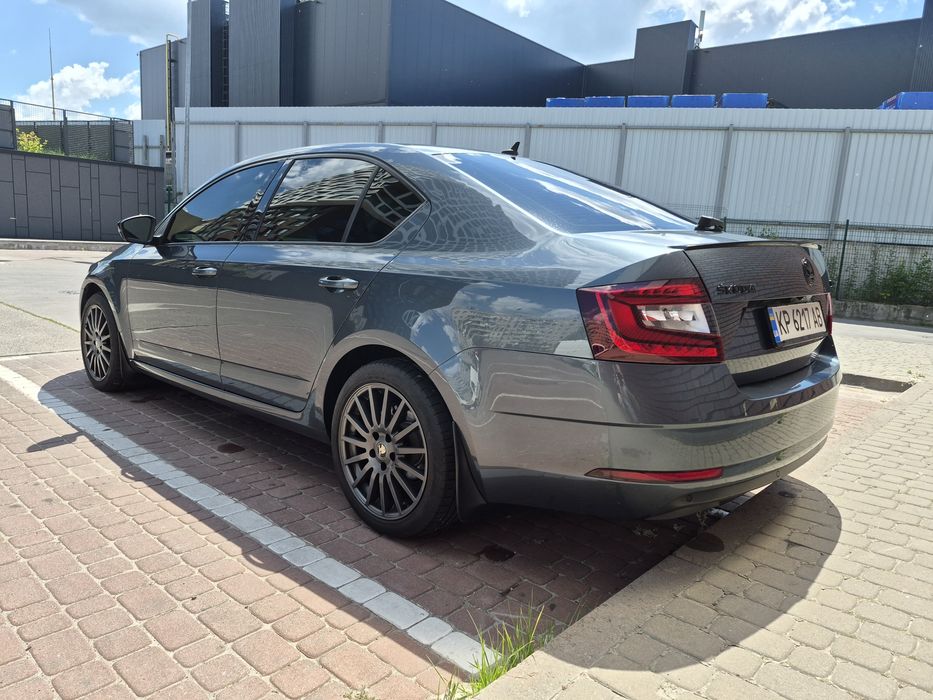 Skoda Octavia 2017 VIN TMBAJ7NEXJ0047391 фото оголошення 3 з 8