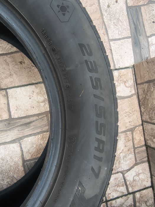 Para opon całorocznych Falken 235/55/17 ! 2024r