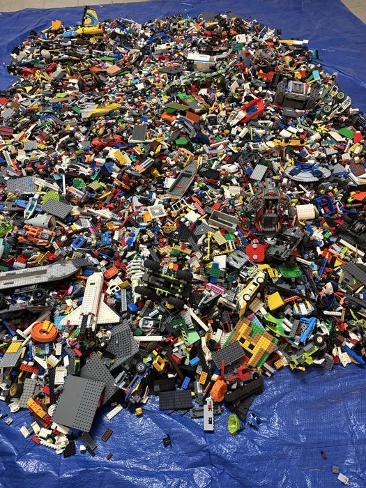 klocki LEGO oryginalne mix 2 kg z figurkami