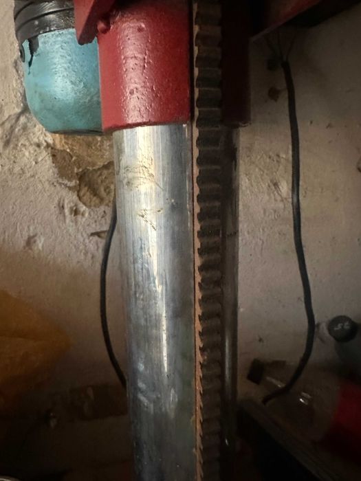 Сверлильный станок