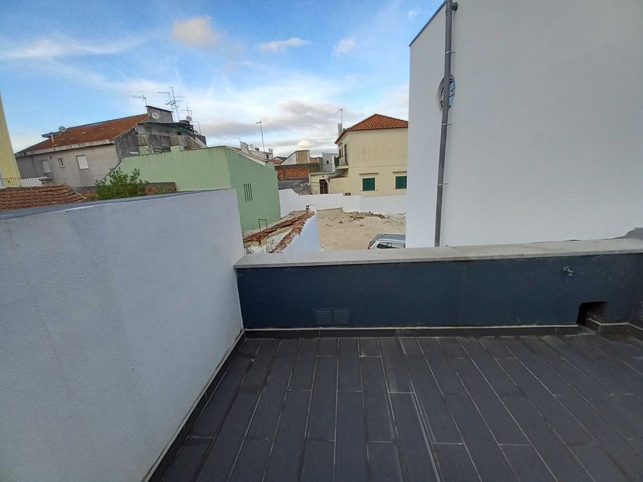 Apartamento T2 - Venda do Pinheiro - Central
