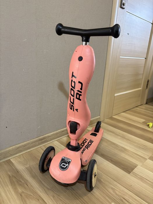 Самокат беговел scoot and ride