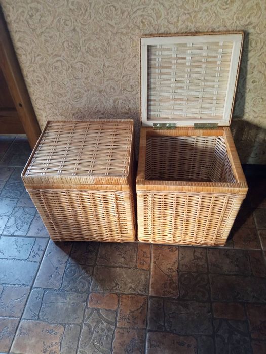 Кошики . Корзини. Плетені меблі.Качалки. Лотки. Баночки. Опт-роздріб