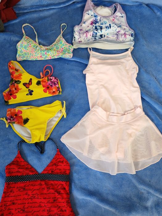 Комплекти набори костюм шорти майка футболка купальники топ