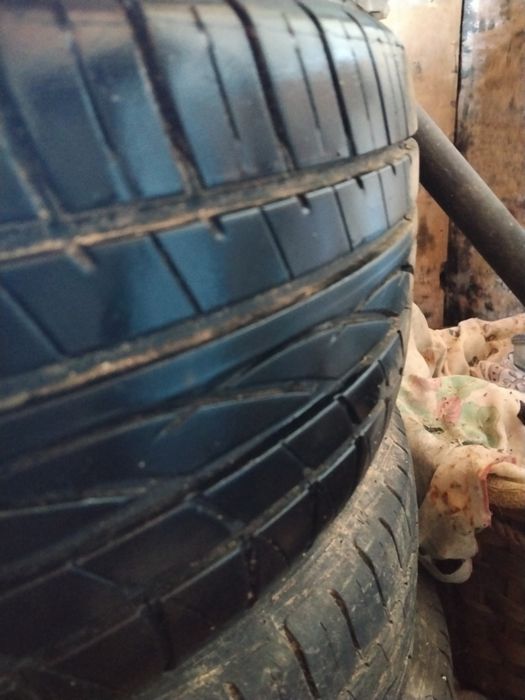 Jantes 15 em alumínio com pneus Audi A4 Avant 205/60/15
